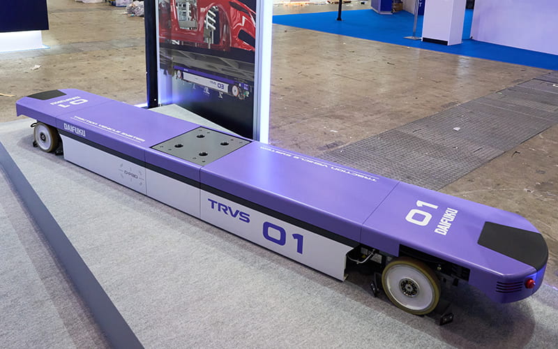 自動車生産ライン向けAGV「TRVS(トラヴィス)」